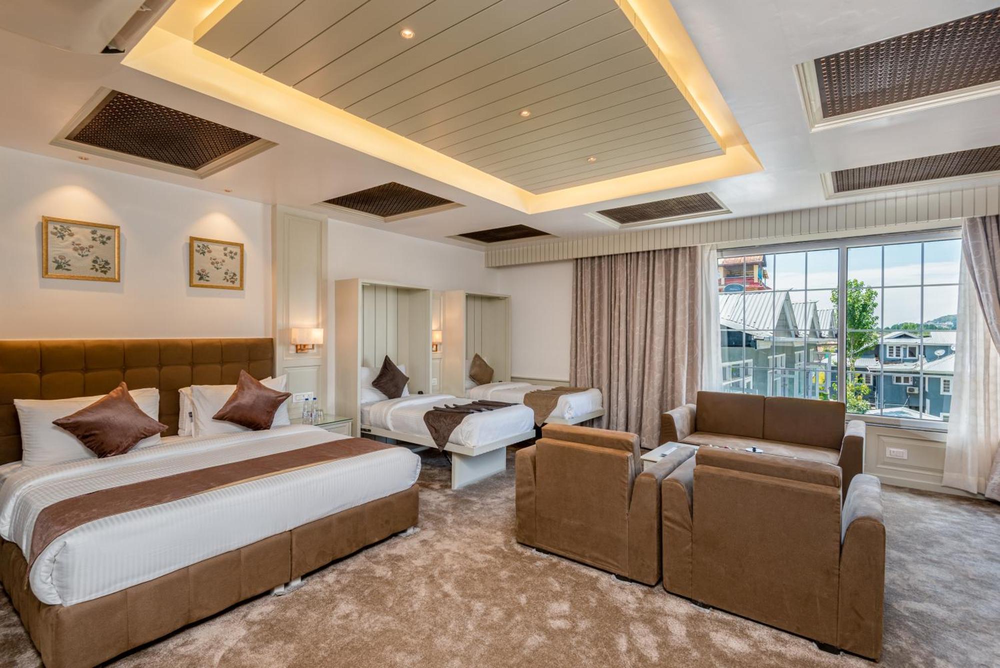 Hotel Grand Boulevard Durgjan Екстер'єр фото
